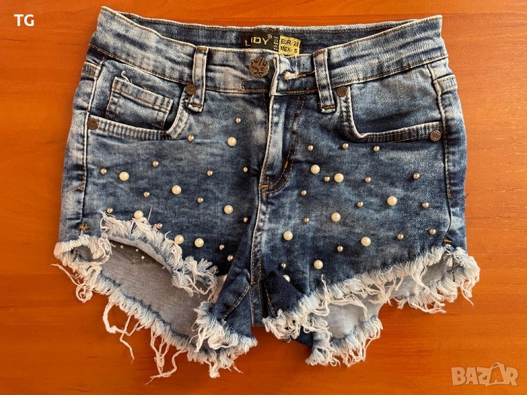 Дамски къси дънкови панталонки с перли , снимка 1