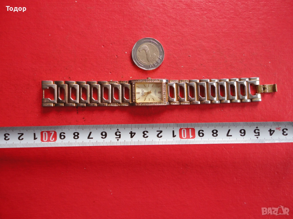 Позлатен часовник Omax механизъм Seiko Swarovski, снимка 1