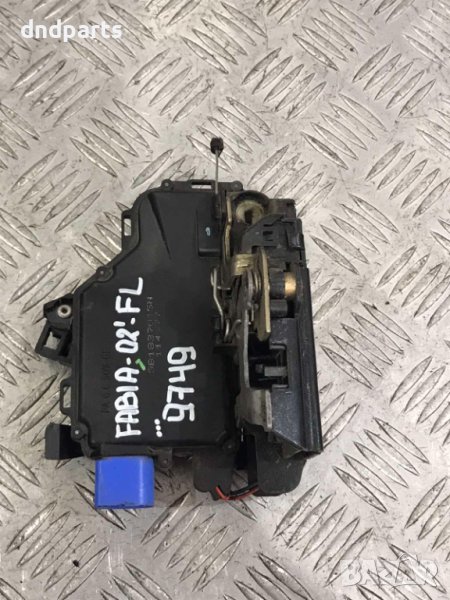 Предна лява брава Skoda Fabia,2002г., снимка 1