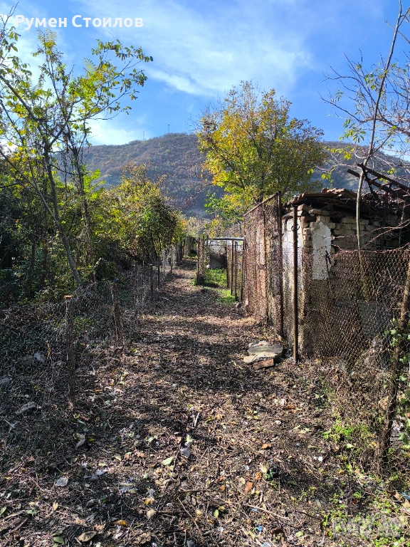 Продавам парцел в регулация, снимка 1