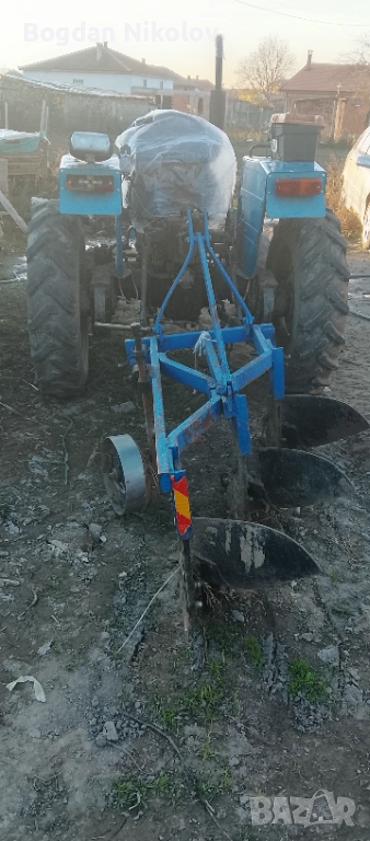 Продава се трактор шениун4х4 , снимка 1