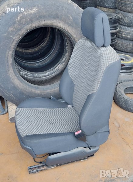 Предна Дясна Седалка Рено Меган 2 N, снимка 1