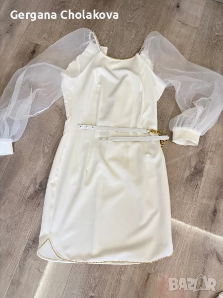 Бяла рокля, снимка 1