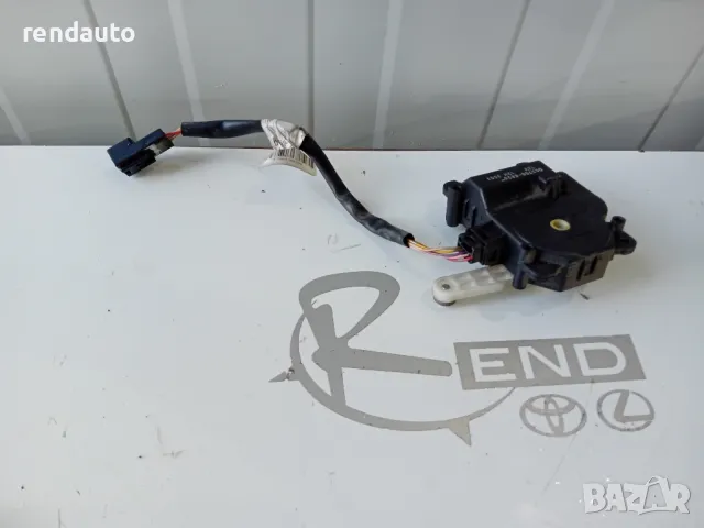 063700-8820 Моторче парно Toyota