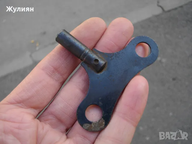 СТАРО КЛЮЧЕ КЛЮЧ ЗА СТЕНЕН ИЛИ КАМИНЕН ЧАСОВНИК