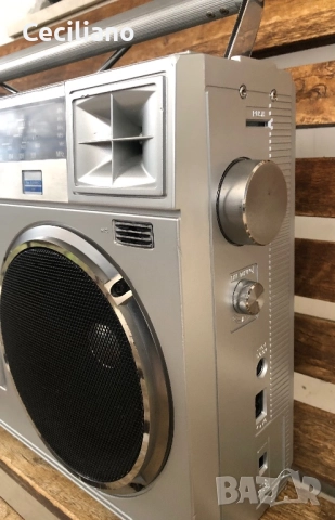 Радиокасетофон 💥Красиво JVC RC-M70 !, снимка 4 - Радиокасетофони, транзистори - 52642357