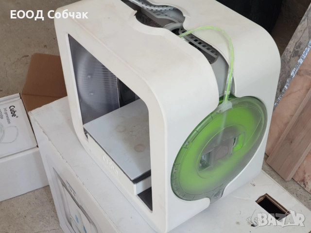 Продавам 3D-принтер Cube, снимка 5 - Принтери, копири, скенери - 51782095