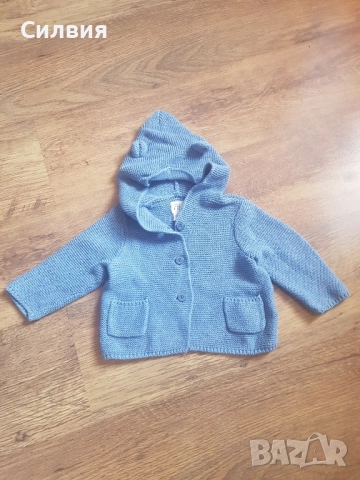 риза-боди и жилетка 6м, снимка 5 - Жилетки и елечета за бебе - 51731608
