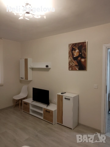 Двустаен под наем кв.Галата