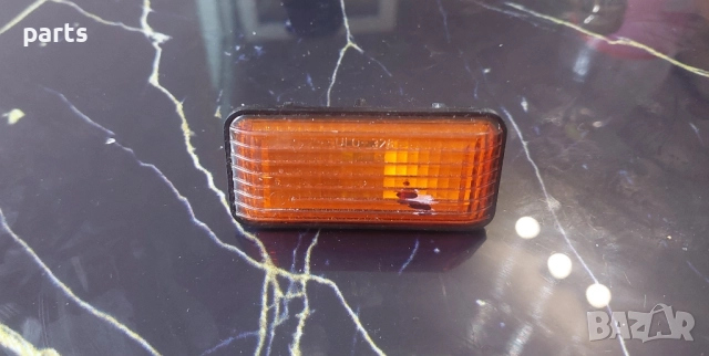 Мигач Калник VW Пасат 3 - 4 - 357949117, снимка 2 - Части - 51674177