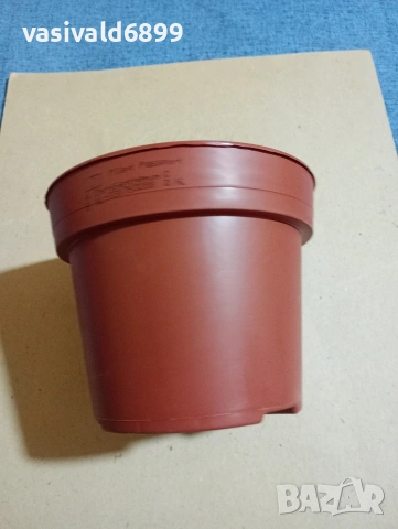 Пластмасова саксия , снимка 3 - Саксии и кашпи - 53450933