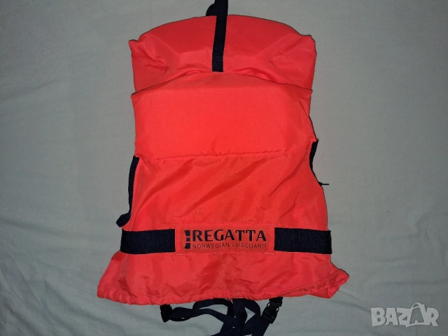 Спасителна жилетка Regatta - 2 броя  и DELTA, снимка 12 - Водни спортове - 53408882