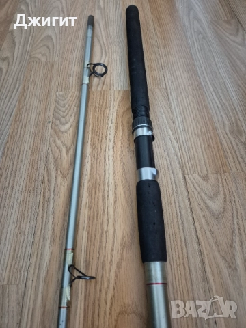 Спининг и машинка за риболов , снимка 5 - Такъми - 52360670