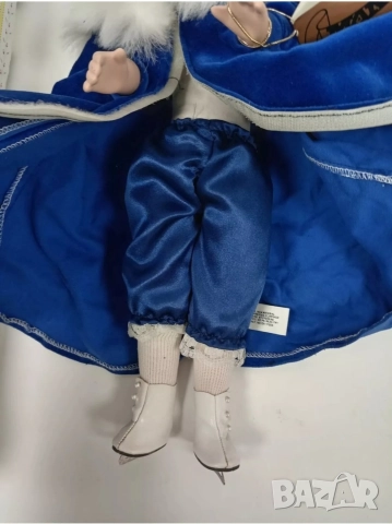 Seymour Mann нова порцеланова колекционерска кукла , снимка 6 - Колекции - 52921695