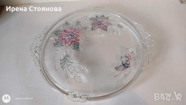 Кристален поднос за торта Holiday Bloom by Mikasa Poinsettia, снимка 1 - Чинии - 44872982