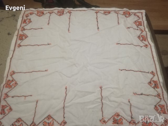 Шито каре за украса 