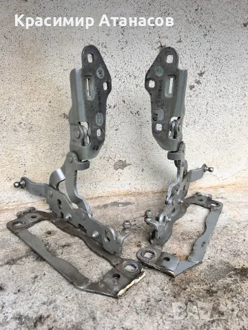 Панта преден капак лява и дясна за Мерцедес ц-класа w204. A2048800728. A2048800828