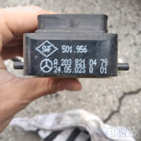 Бутони ел.стъкла Mercedes C Class W 203. A2038210479, снимка 2 - Части - 43727167