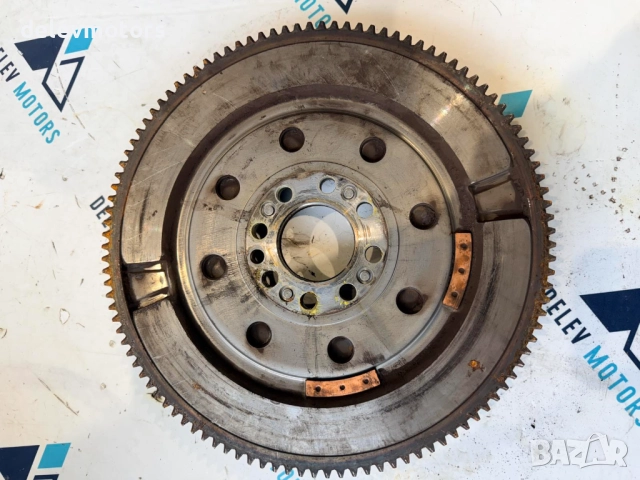 23200-2A405 маховик от Kia Carens 1.7 CRDI автоматик 2017г., снимка 2 - Части - 52906201