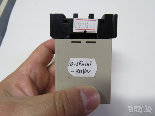 Японско реле за време, таймер от 0 до  35 минути с захранване  100 волта променливо ) , снимка 2 - Друга електроника - 28401317