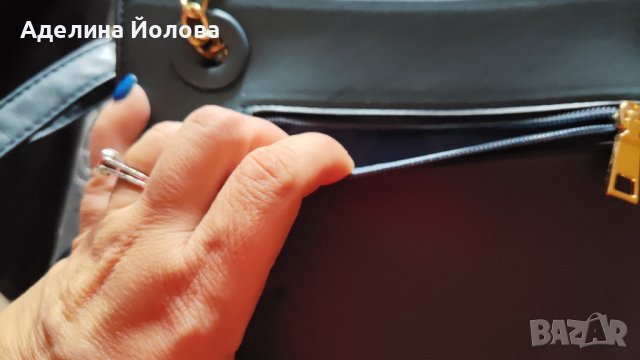 малка дамска чанта, снимка 2 - Чанти - 43755742