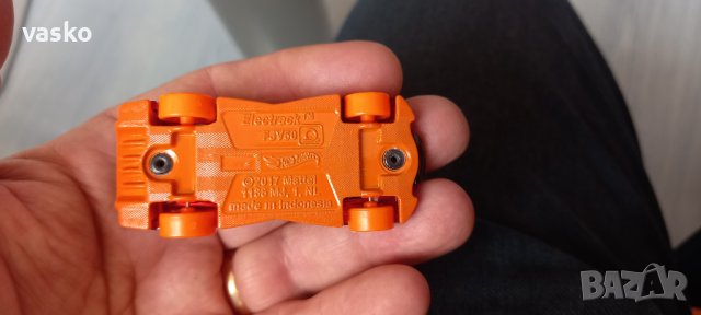 HOTWHEELS 2017-перфектна, снимка 6 - Колекции - 39725924