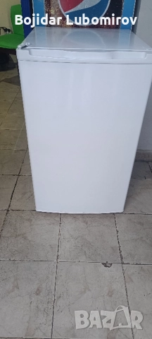 малък хладилник +камера 