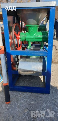 32 електрическа чугунена месомелачка , снимка 5 - Машини за сок - 32630572