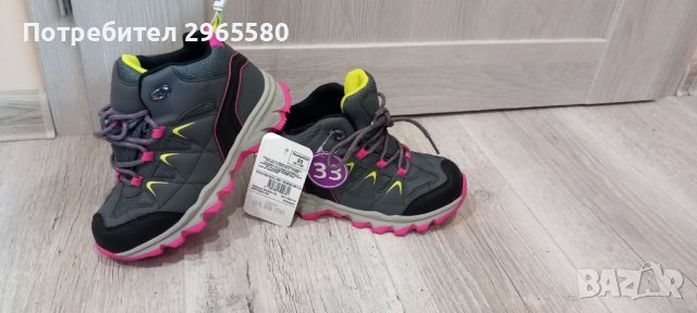 Нови зимни обувки н.33 за момиче, снимка 1 - Детски боти и ботуши - 39388541