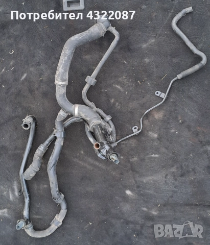 Водна помпа /водни съединения Volkswagen Touran II 2011-2015 1.6 TDI 105к. с, снимка 8 - Части - 51485349