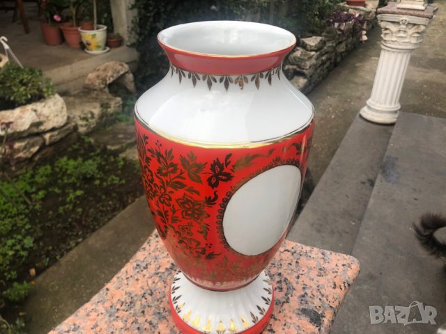 Ваза Уникална порцеланова ваза от 1967 г.Никола Й.Вапцаров!!!, снимка 8 - Вази - 27183131