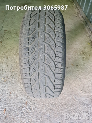 Автомобилни гуми,за лек автомобил. , снимка 3 - Гуми и джанти - 52417401