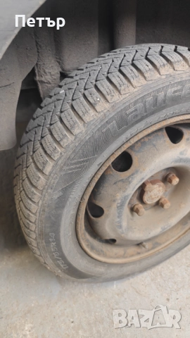 Зимни гуми Laufenn 175x65x14, снимка 4 - Гуми и джанти - 52858092
