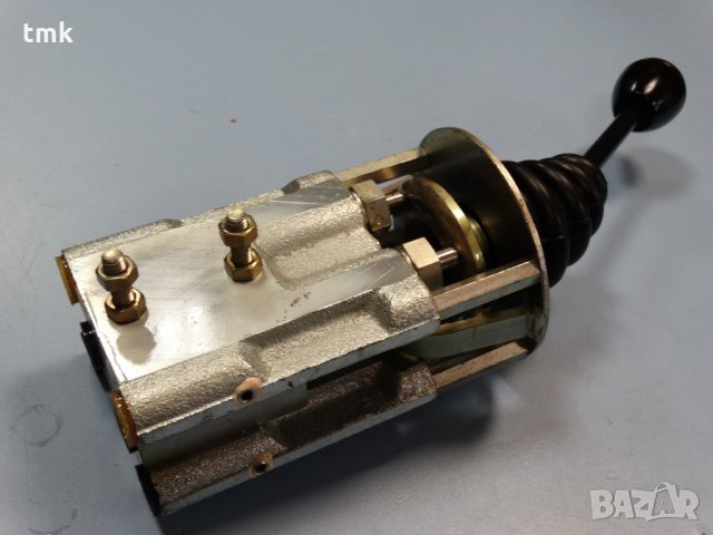 Хидравличен джойстик ORSTA 4-позиционен, снимка 7 - Резервни части за машини - 26943866