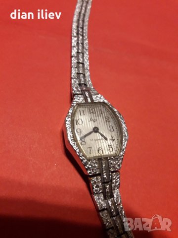 Стар механичен дамски часовник-Лъч 