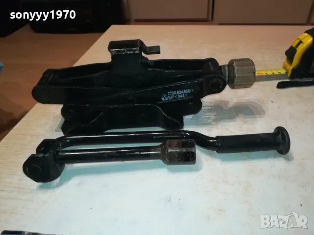 RENAULT-КРИК С МАНИВЕЛА-ВНОС ФРАНЦИЯ 3011241002, снимка 3 - Аксесоари и консумативи - 48162656