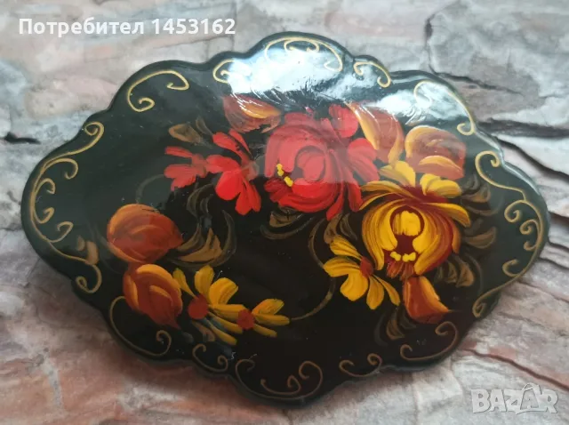 Старинна руска брошка