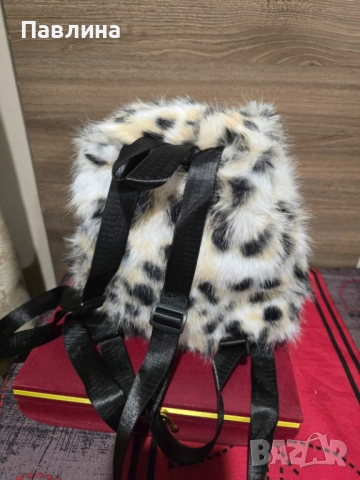 Дамска пухена нова раница, снимка 9 - Чанти - 52079987