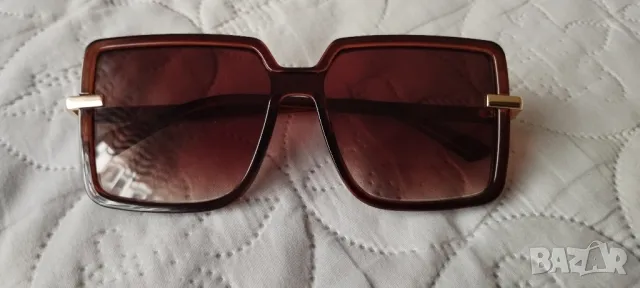 Дамски слънчеви очила , снимка 6 - Слънчеви и диоптрични очила - 48176453