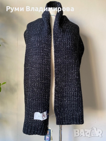 Черен шал Marina Militare с 50 % вълна, с етикет, снимка 3 - Шалове - 52788149