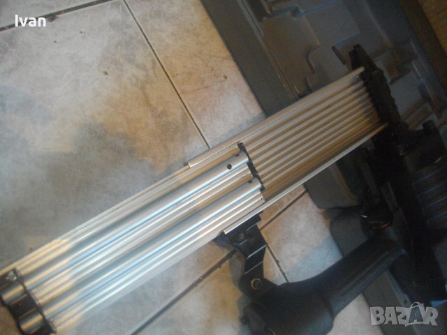 Голям Пневматичен Такер-Промишлен/Индустриален-Дърводелски-За Пирони До 60мм Дължина-Алумин Пълнител, снимка 16 - Други инструменти - 43069483