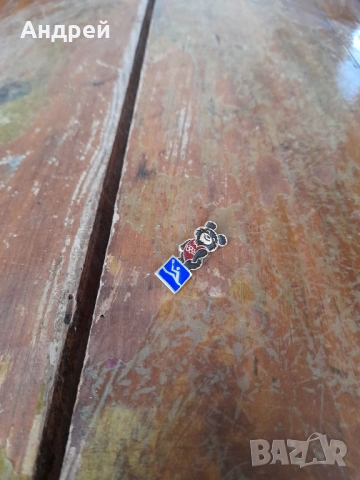 Стара значка мечето Миша #14