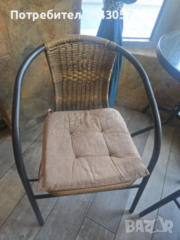 Комплект маса с два стола, снимка 2 - Градински мебели, декорация  - 50585054