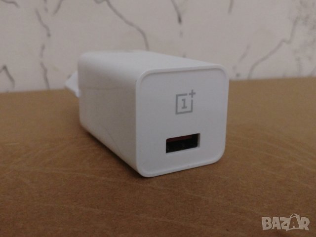 Оригинално зарядно от OnePlus 3t Dash Charge, снимка 1 - Оригинални зарядни - 38916261
