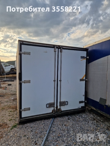 Хладилен Фургон 3.70м , снимка 3 - Ремаркета - 51840646