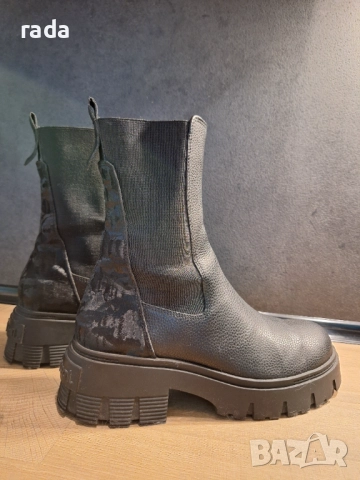 Боти Desigual , снимка 5 - Дамски боти - 49240873