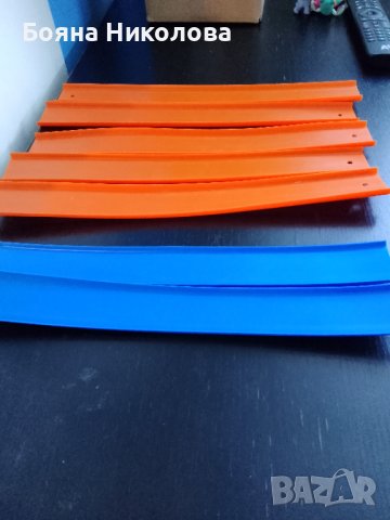 Hot wheels - паркинг, елемент за лупинг, релси, снимка 7 - Коли, камиони, мотори, писти - 43759540