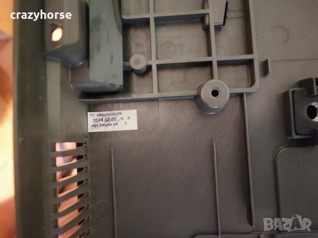 Телевизор Samsung UE32F4000AW със счупен LCD панел., снимка 11 - Телевизори - 43159381