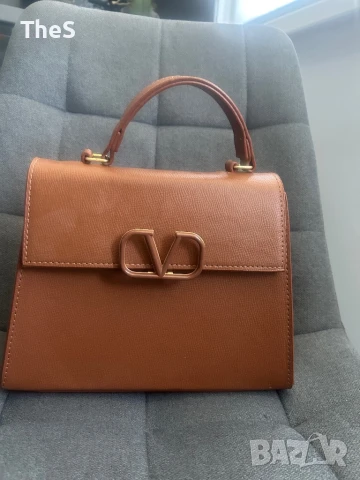 Чанта VALENTINO. Неразличима от нова 