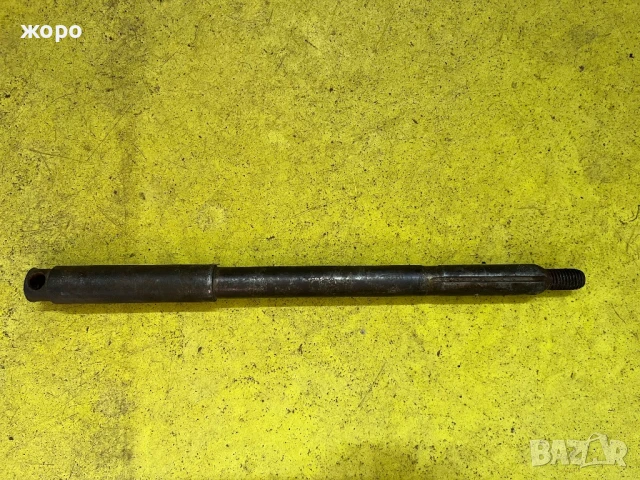 Задна ос за Аво Турист, снимка 2 - Части - 50576967